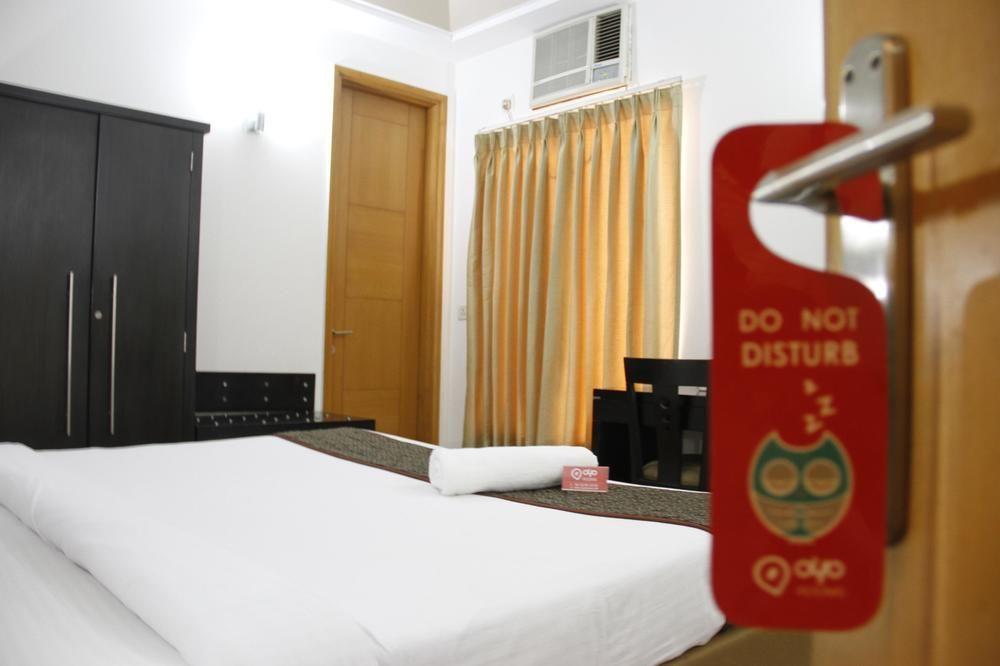 Oyo Premium Cyber Park Hotel Gurgaon Eksteriør billede